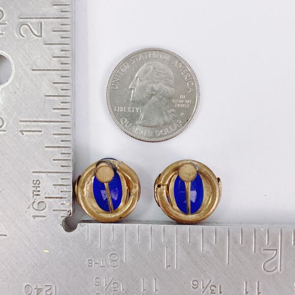 VTG 40s 50s Mid Century Gold Tone Screw Back Earrings Cobalt Blue Glass - Picture 11 of 16